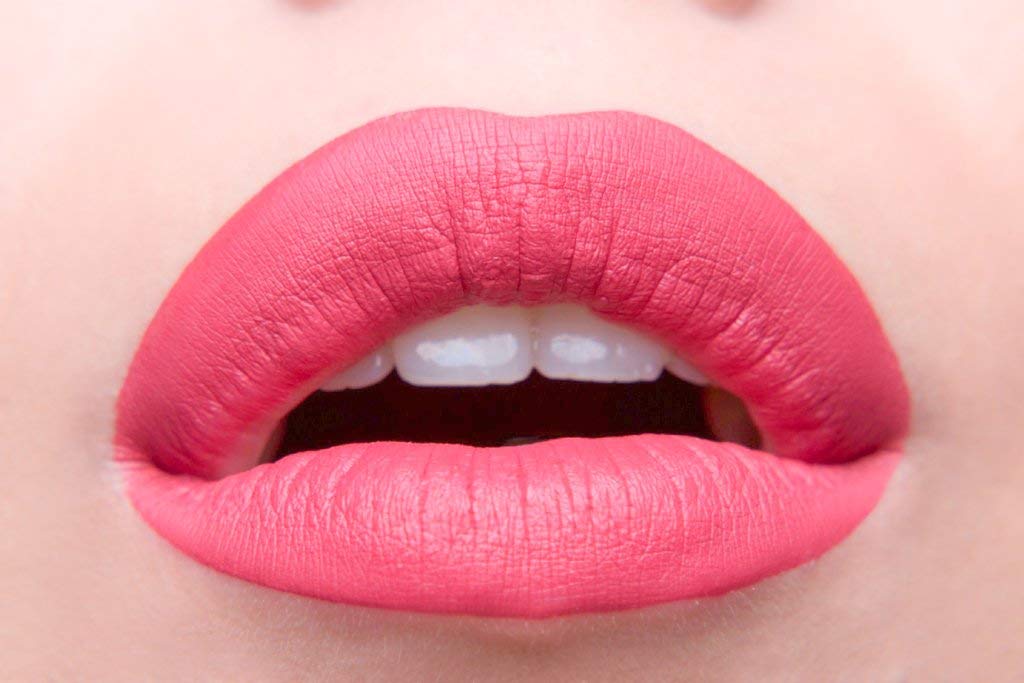 Crystal Hearts Velvet Matte Liquid Lipstick – "Diana 303"
