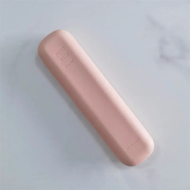 SiliconeGlow Travel Brush Case