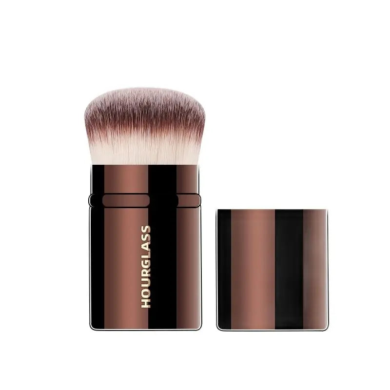 Hourglass No.22 Retractable Blush Brush – Soft Fiber Face Brush