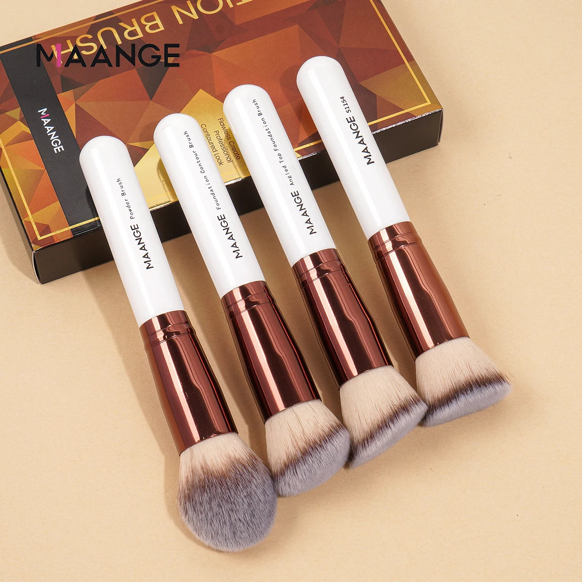 SoftGlam 4 – MAANGE Brush Set with Case