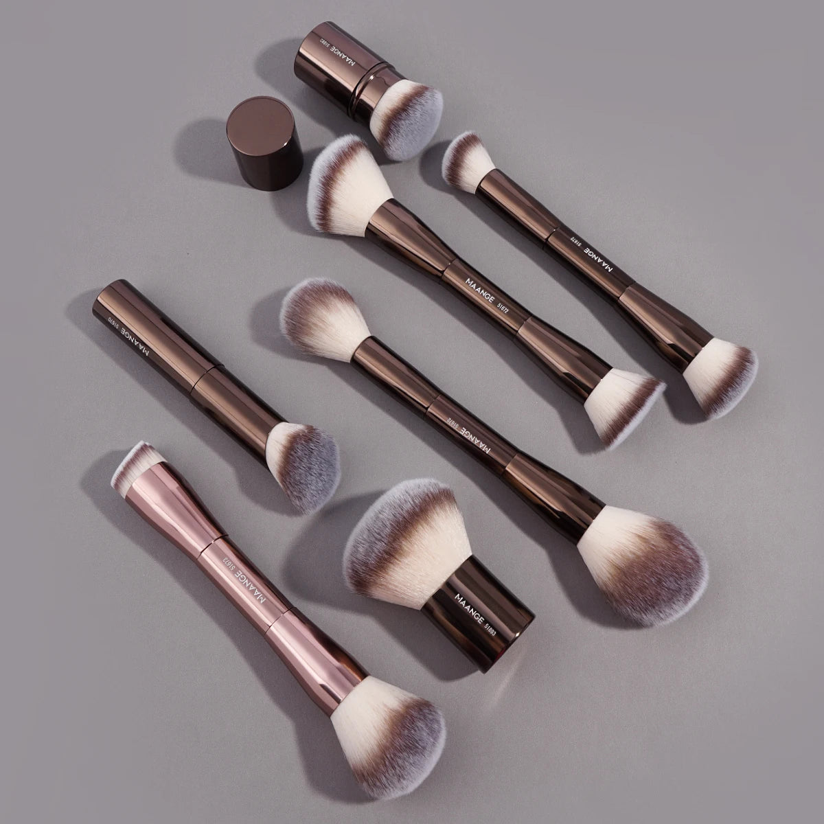 MAANGE FlawlessTouch Dual-Head Foundation & Blush Brush